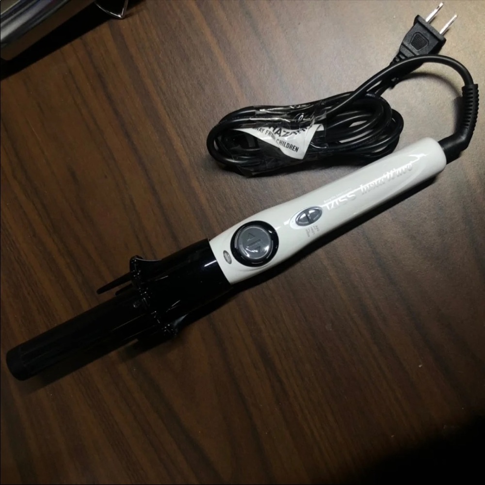 Kiss instaWave auto Curling Iron 1 inch